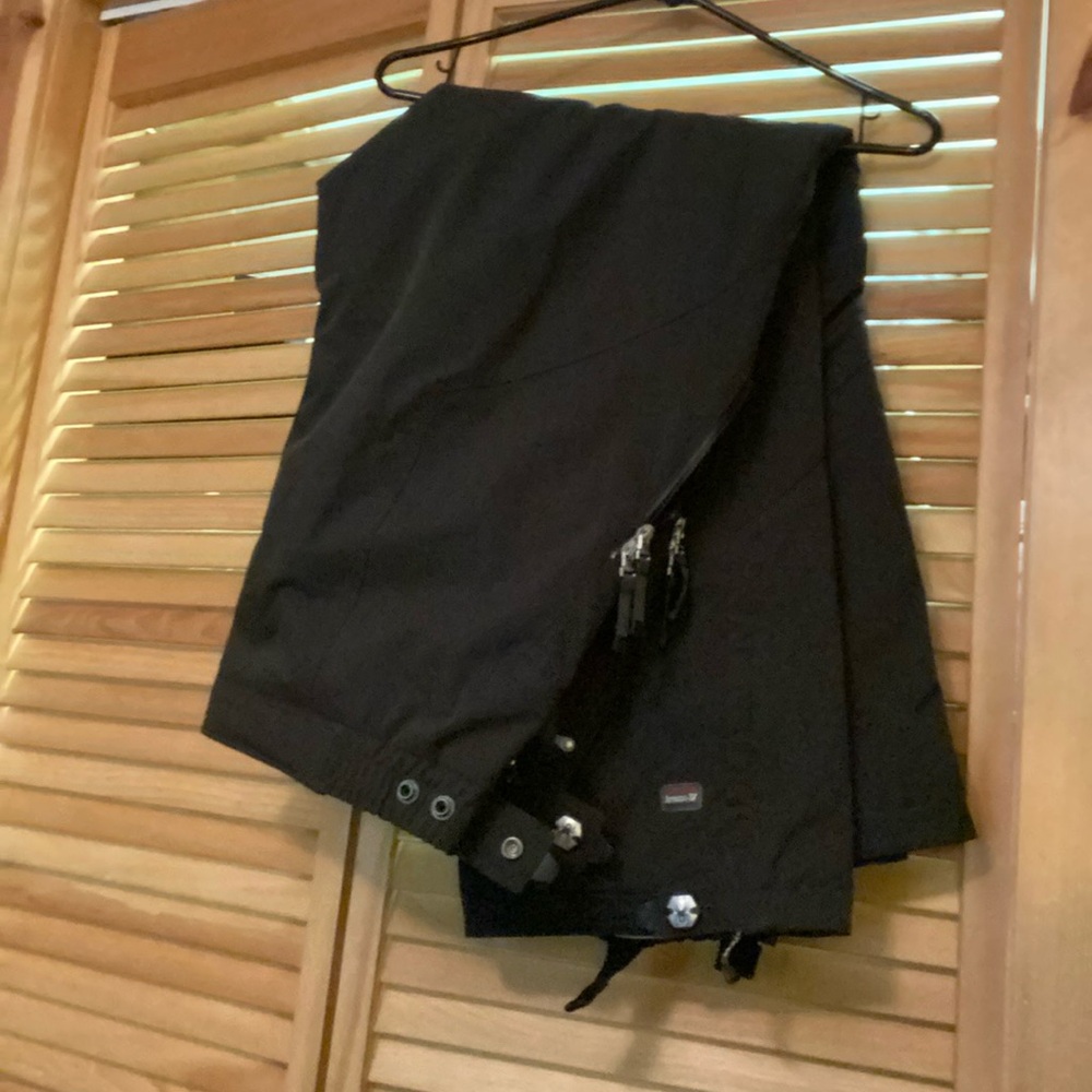 Men’s size L Spyder Ski Pants. With Thinsulate and Dermizac EV fabric